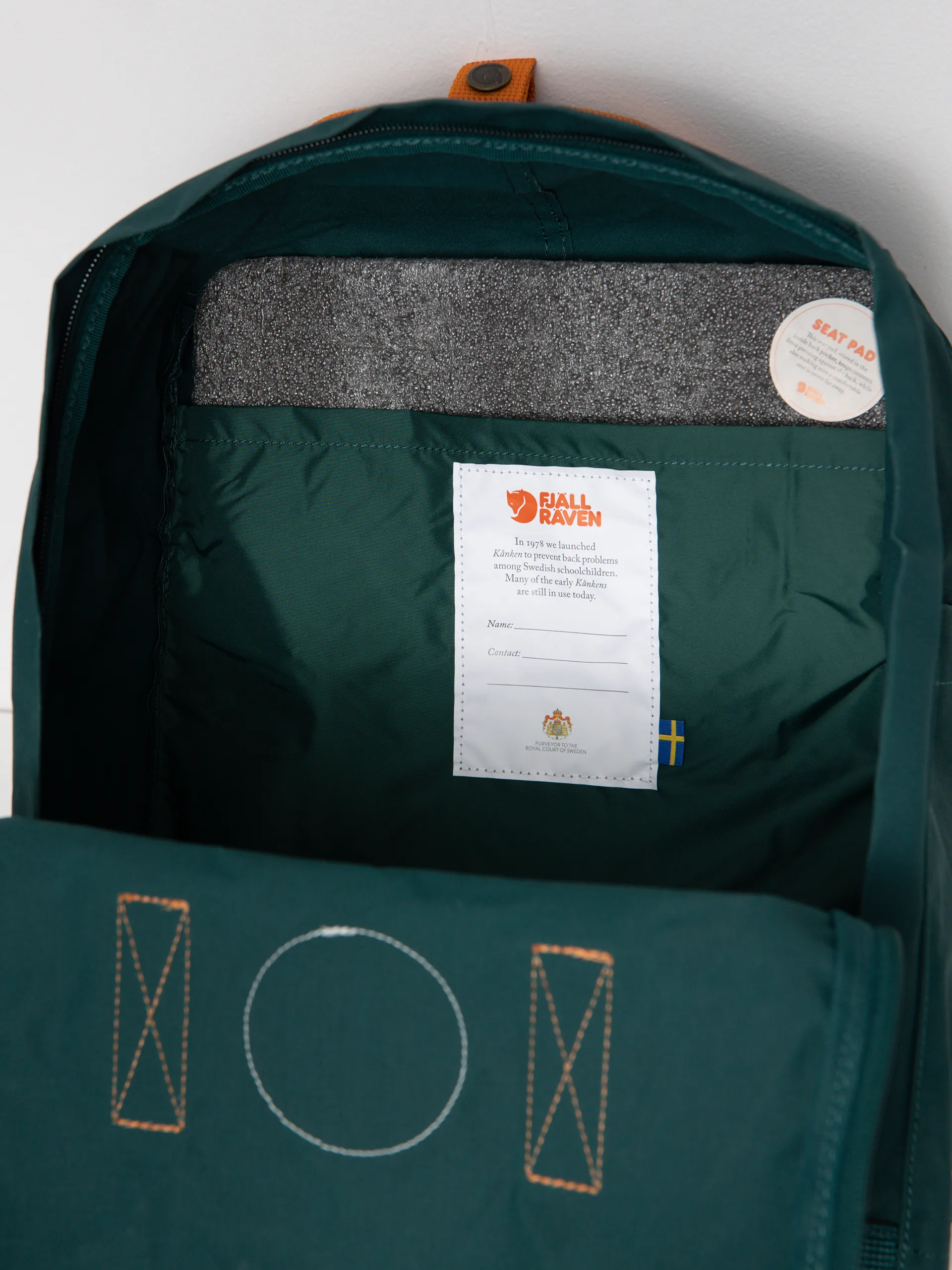 Fjallraven Kanken Backpack (arctic green/spicy orange)