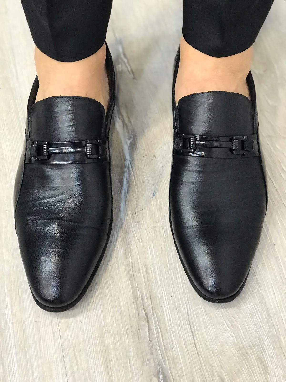 Leone Black Leather Shoes