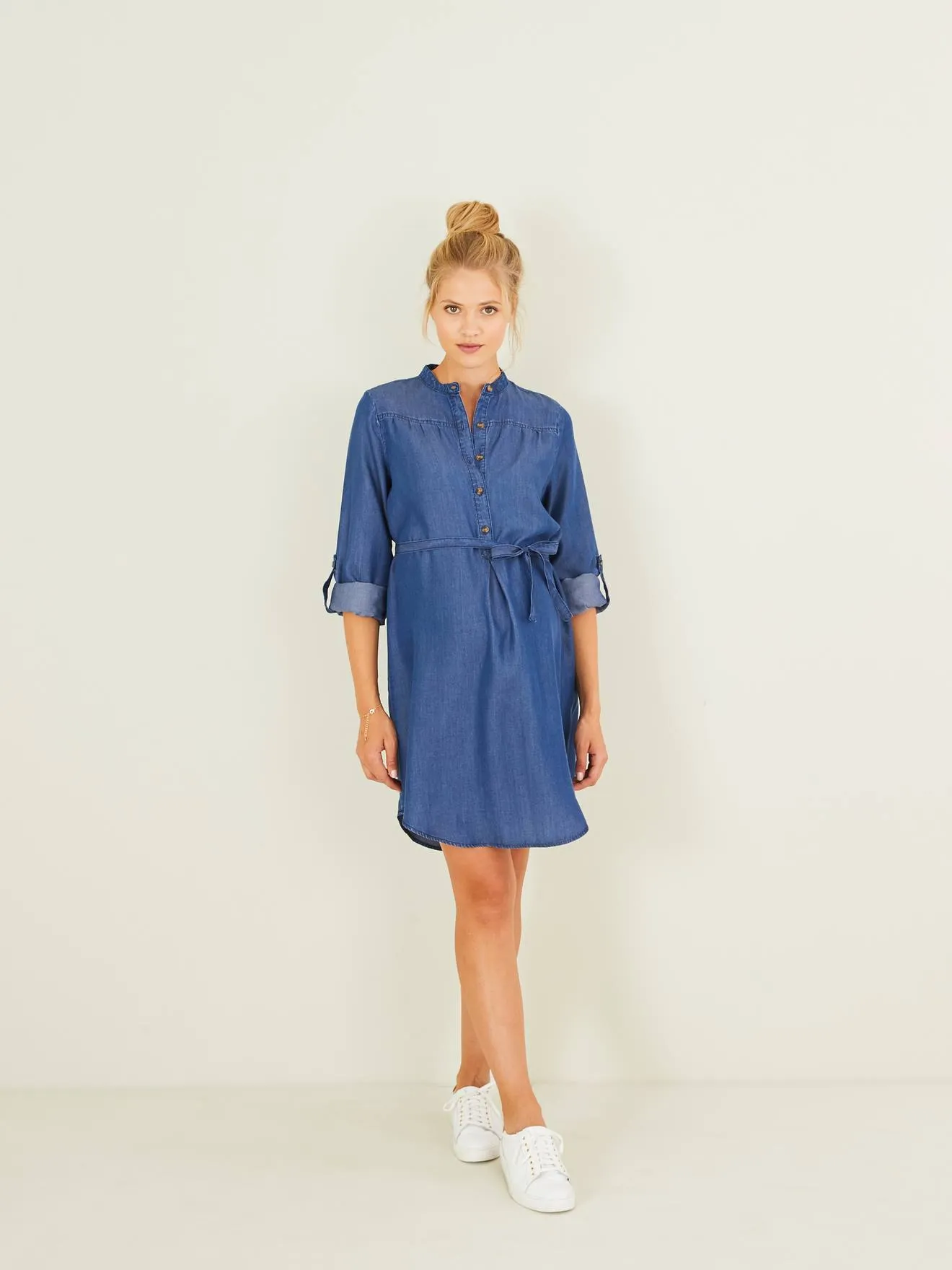 Maternity Dress in Lightweight Denim - denim blue