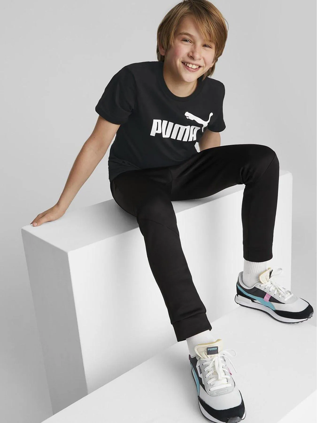 Puma Boys Essentials Logo Tee - Black