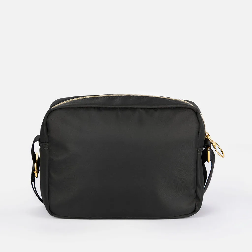 Qualify Cross Body Bag