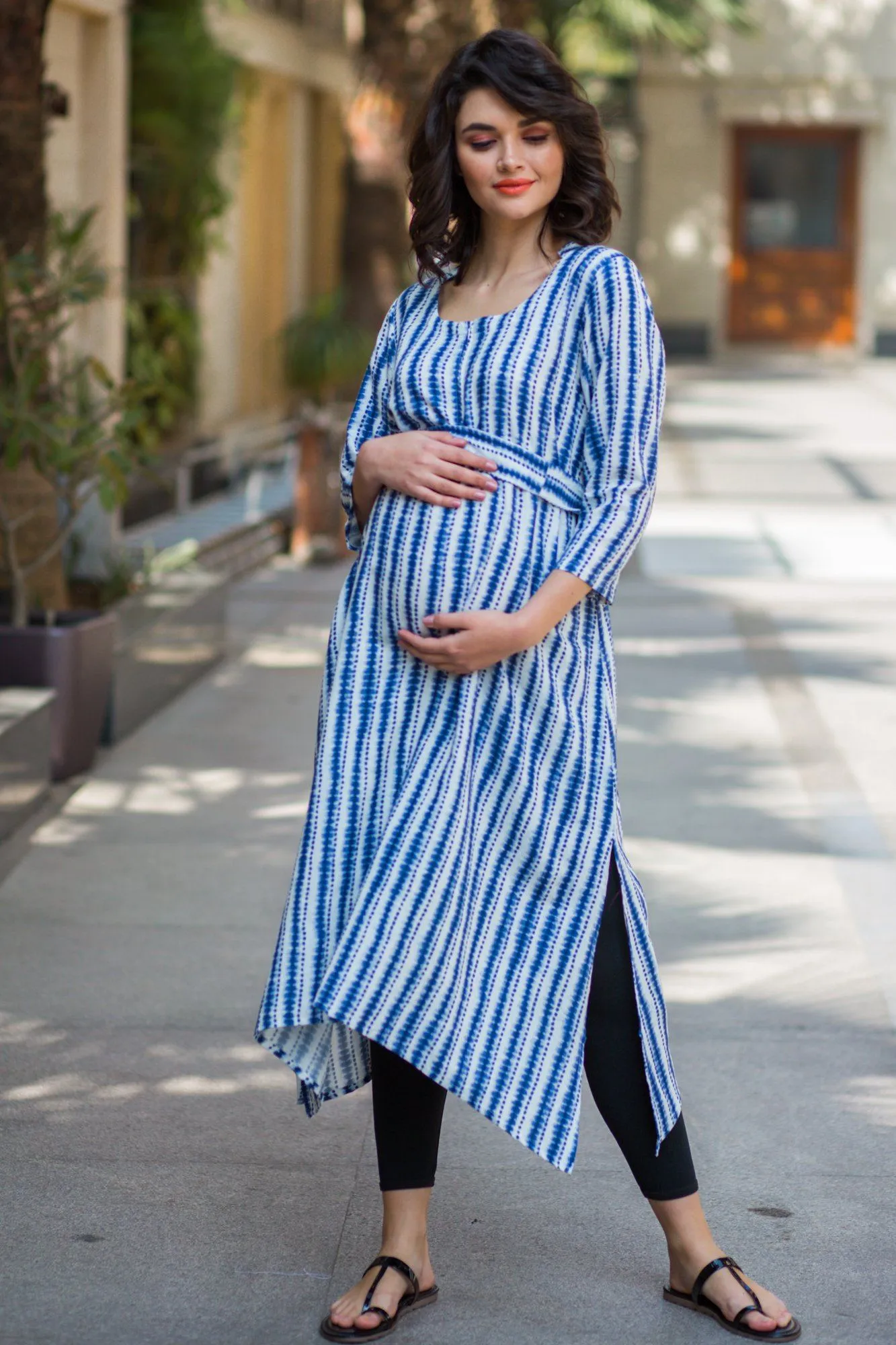 Symmetrical Aqua Maternity & Nursing Kurta