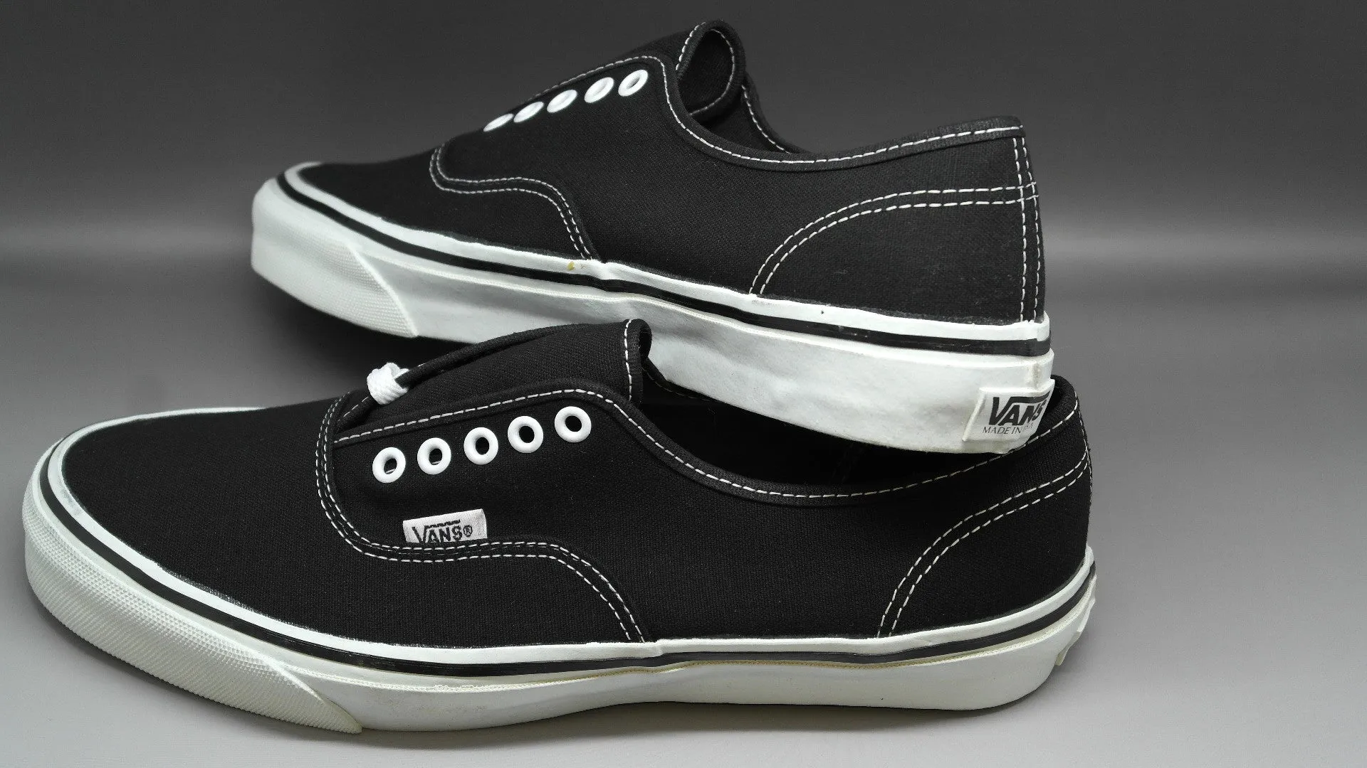 vans style #44 ~ US4.5, US6, US6.5, US11