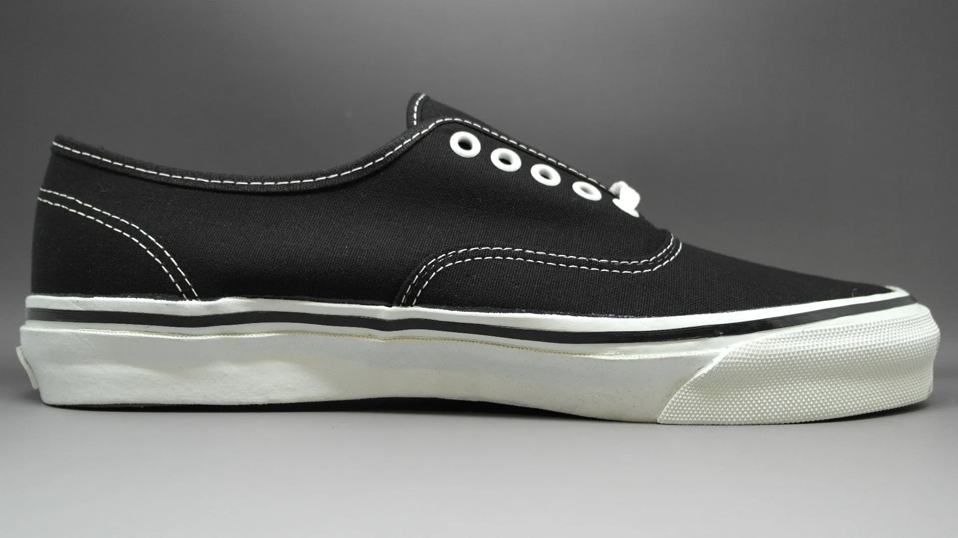 vans style #44 ~ US4.5, US6, US6.5, US11