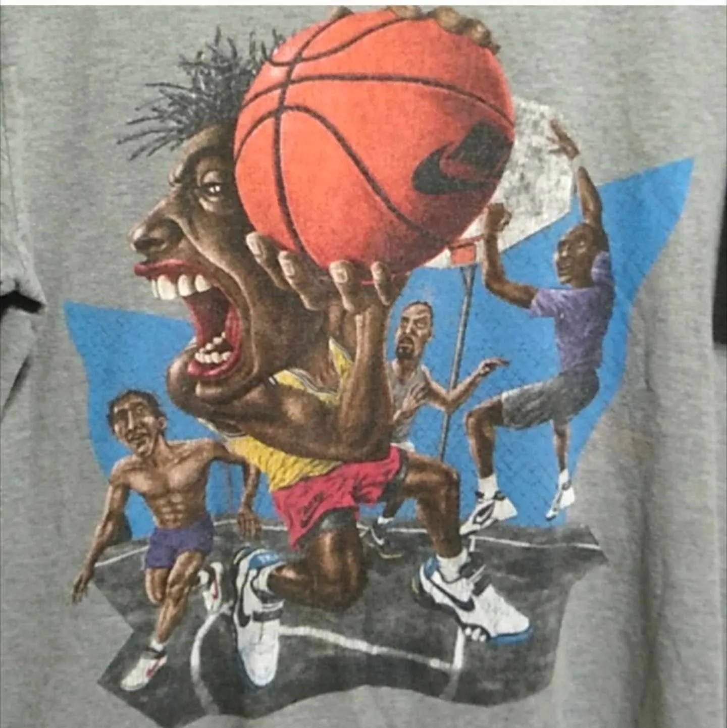 Vintage Nike Street Ball Art Basketball T-Shirt Barkley Penny Jordan Reissue